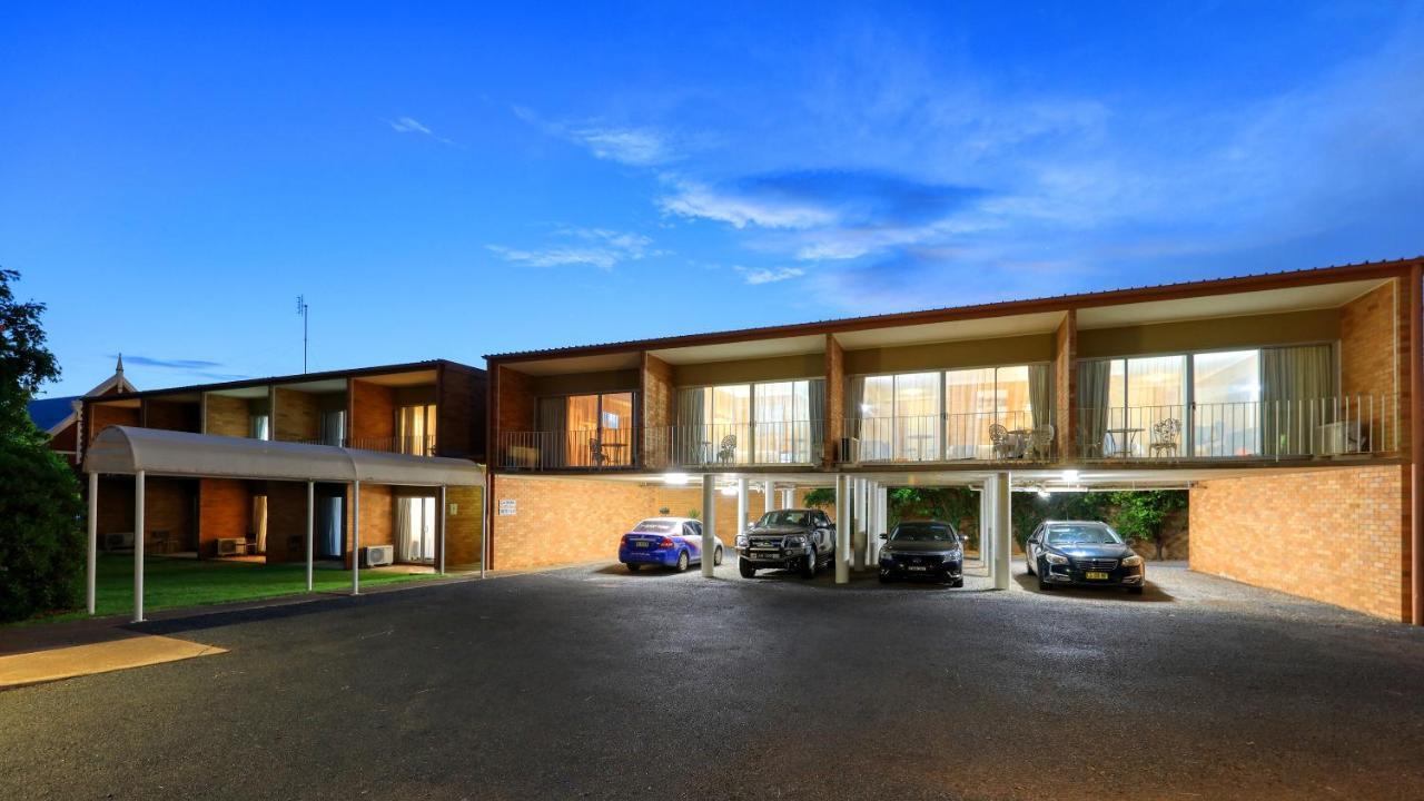 Court Street Motel พาร์กส์ ภายนอก รูปภาพ
